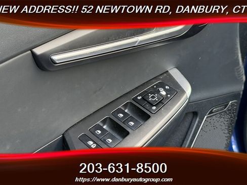 Used 2023 Kia EV6 Wind RWD image 9