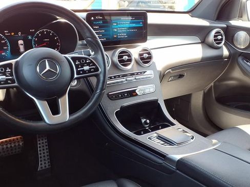Used 2021 Mercedes-Benz GLC 300 4MATIC w/ AMG Line image 7