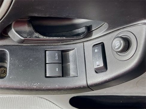 Used 2011 Ford Ranger XLT image 17