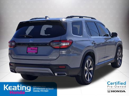 Certified 2023 Honda Pilot Touring image 5