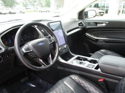 Used 2024 Ford Edge Titanium AWD/4WD image 15