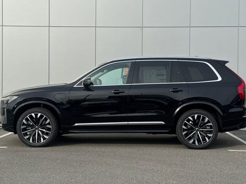 New 2026 Volvo XC90 T8 Ultra w/ Protection Package AWD/4WD image 2