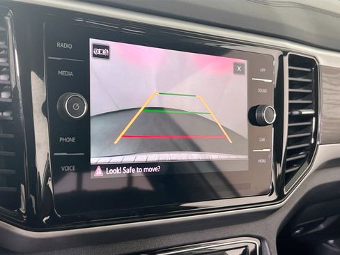 Used 2023 Volkswagen Atlas SE image 13