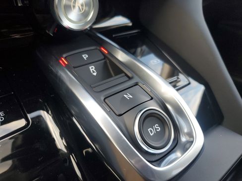 Certified 2026 Acura MDX FWD w/ Technology Package image 32