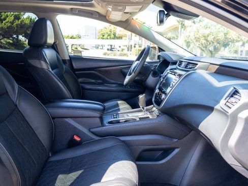 Used 2019 Nissan Murano Platinum w/ Cargo Package image 14