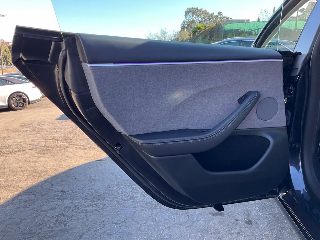 Used 2025 Tesla Model 3 Long Range RWD image 34