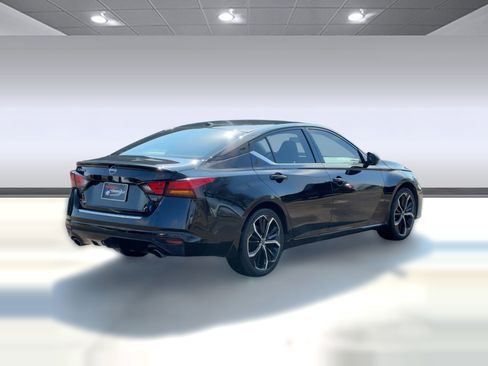 Used 2023 Nissan Altima 2.5 SR image 9