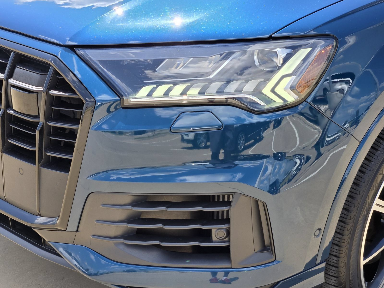 Used 2022 Audi Q7 3.0T Prestige AWD/4WD image 8