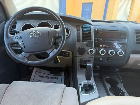Used 2010 Toyota Sequoia SR5 RWD image 22