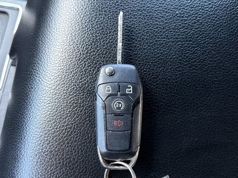 Used 2018 Ford F150 XLT w/ Equipment Group 302A Luxury AWD/4WD image 32