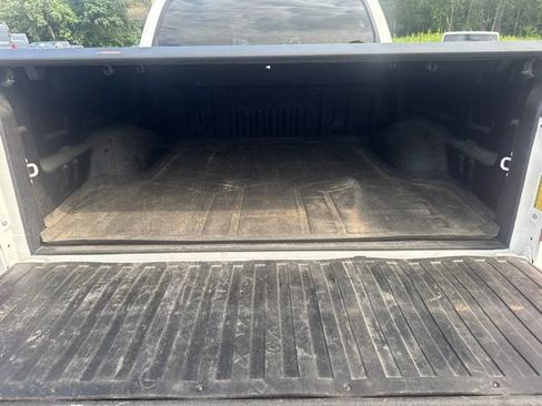 Used 2020 Toyota Tundra SR5 w/ SR5 Upgrade Package AWD/4WD image 9
