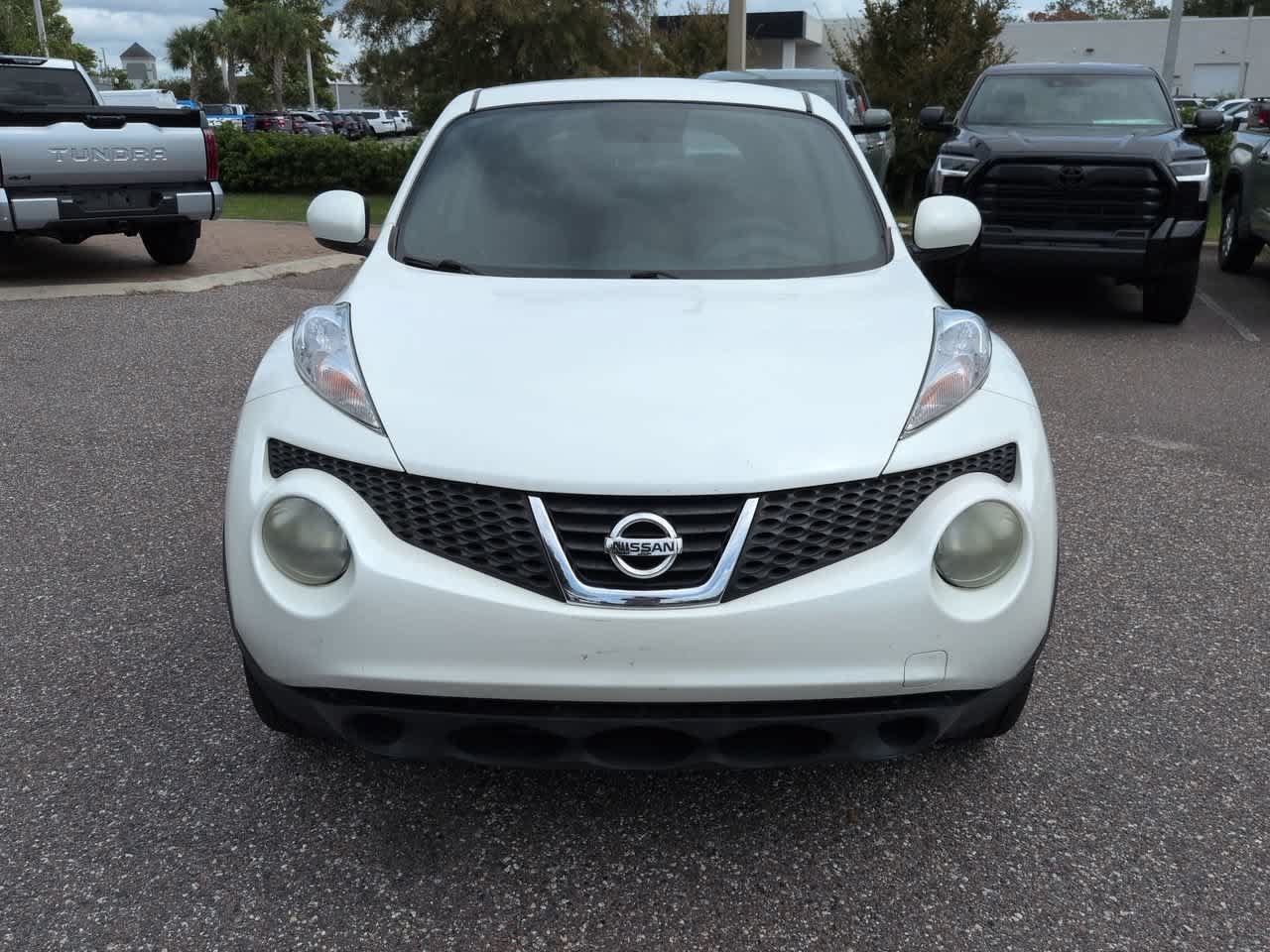 Used 2014 Nissan Juke S FWD image 9
