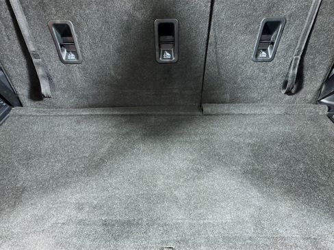 Used 2023 Subaru Ascent Premium w/ Convenience Package image 34