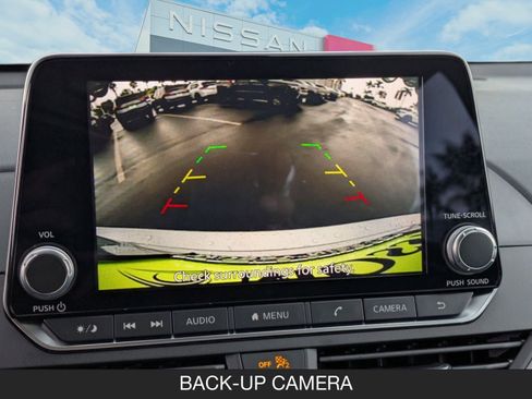 New 2025 Nissan Altima 2.5 SR image 18