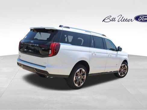 New 2027 Ford Expedition Max King Ranch RWD image 3
