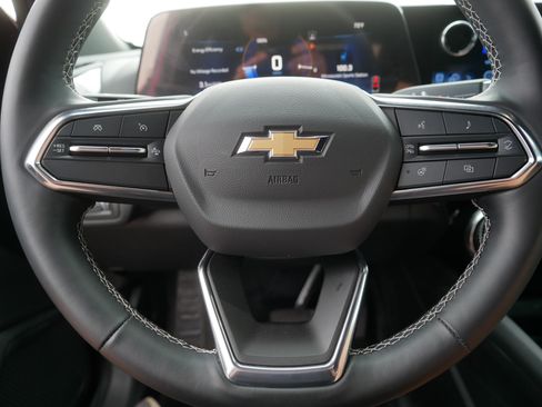 Used 2024 Chevrolet Blazer EV LT AWD/4WD image 25