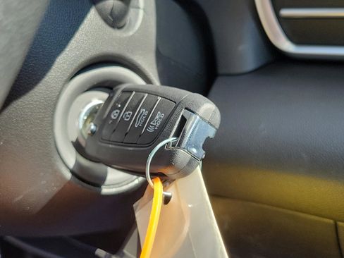 New 2026 Hyundai Elantra SE image 9