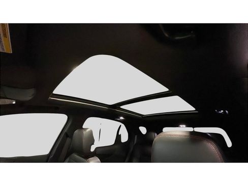 Used 2023 Chevrolet Equinox RS w/ RS Leather Package image 14