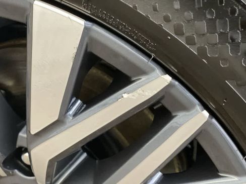 Used 2025 Nissan Altima 2.5 SV image 32