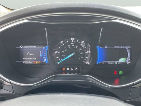 Used 2017 Ford Fusion S FWD image 27