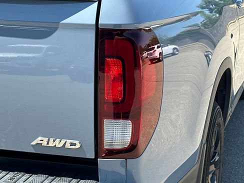 Used 2022 Honda Ridgeline Black Edition image 17