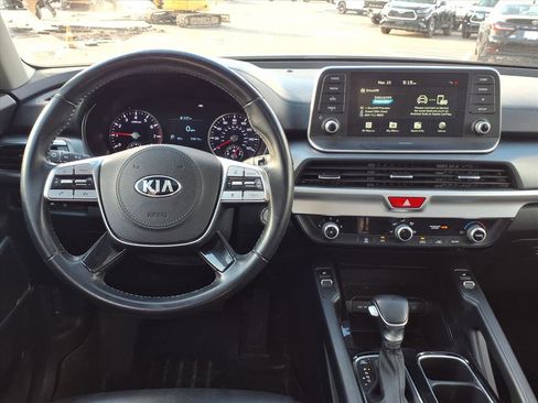 Used 2021 Kia Telluride S image 5