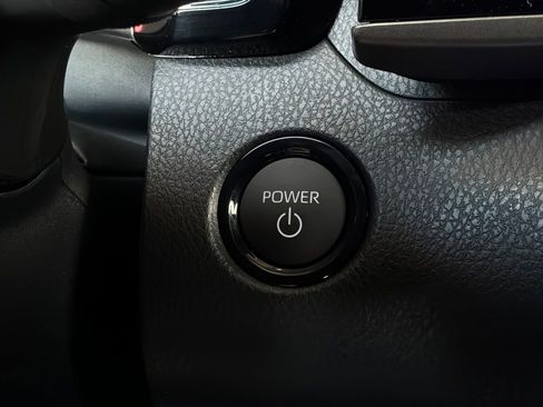 New 2026 Toyota Camry Hybrid FWD image 26