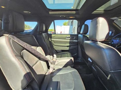 Used 2018 Ford Explorer Sport w/ Equipment Group 401A AWD/4WD image 14