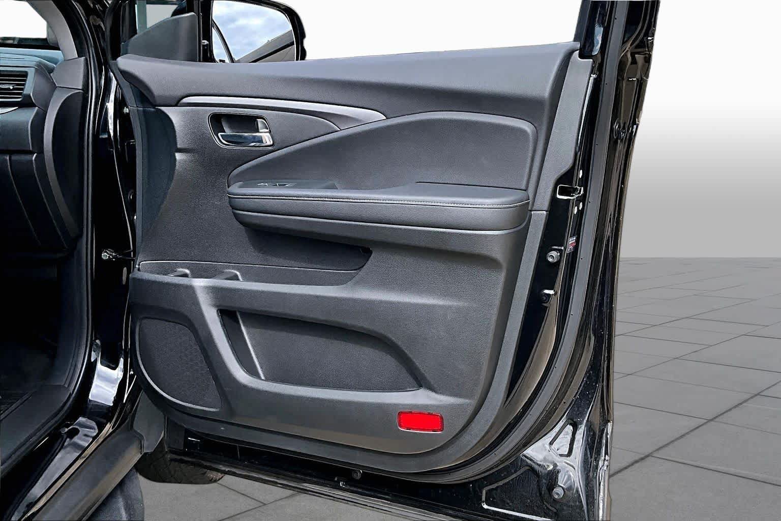 Used 2023 Honda Ridgeline Sport image 21