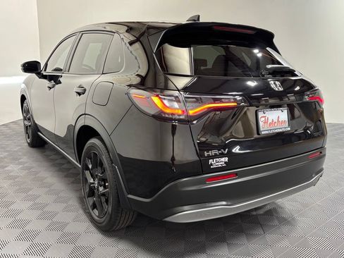 Certified 2024 Honda HR-V Sport image 4