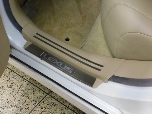 Used 2008 Lexus LS 460 image 64