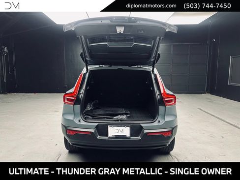 Used 2023 Volvo XC40 Recharge Ultimate w/ Protection Package Premier AWD/4WD image 42
