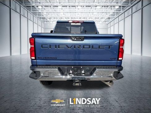 Used 2025 Chevrolet Silverado 3500 LTZ w/ LTZ Plus Package AWD/4WD image 7