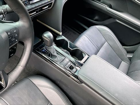 Used 2025 Toyota Camry XSE w/ Premium Plus Package FWD image 16