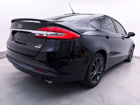 Used 2018 Ford Fusion SE w/ Equipment Group 201A image 13
