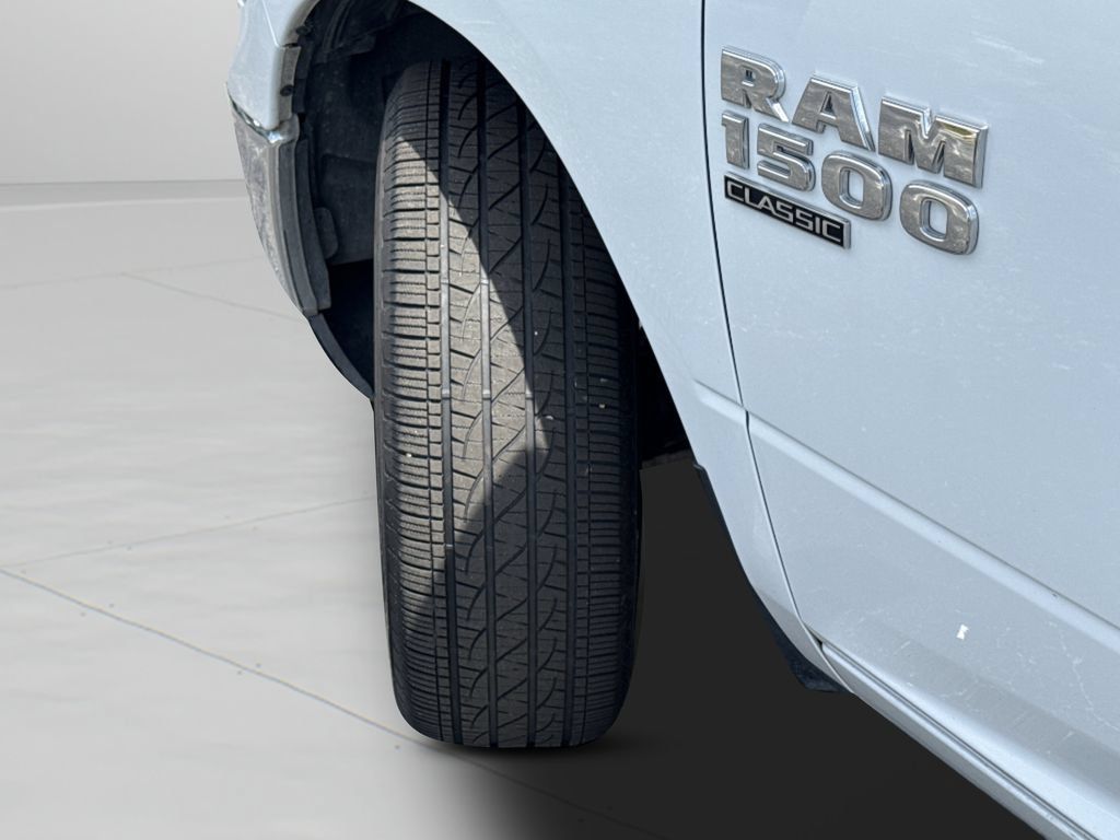 Used 2024 RAM 1500 Classic SLT AWD/4WD image 47