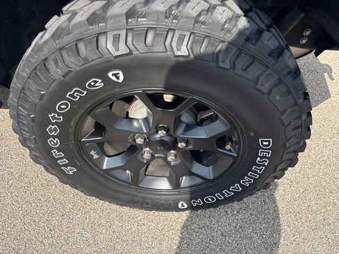 Used 2020 Jeep Wrangler Sport AWD/4WD image 6