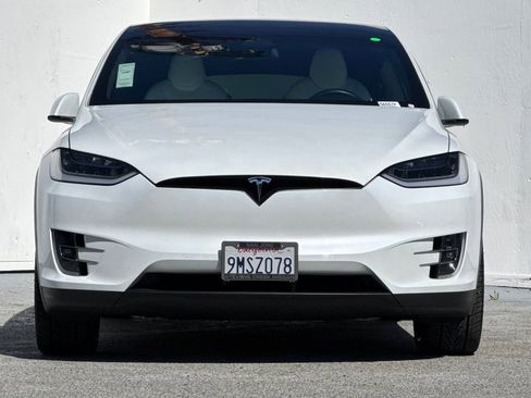 Used 2020 Tesla Model X Performance image 8