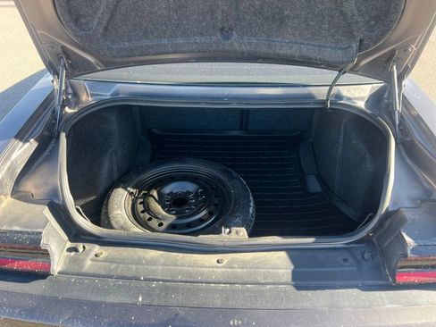 Used 2018 Dodge Challenger SXT Plus RWD image 10