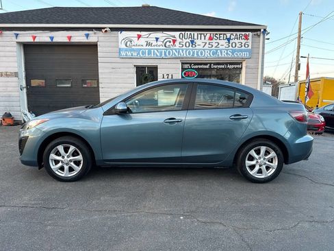 Used 2011 MAZDA MAZDA3 i Touring image 3