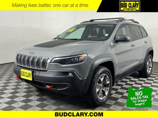 Used 2019 Jeep Cherokee Trailhawk image 1