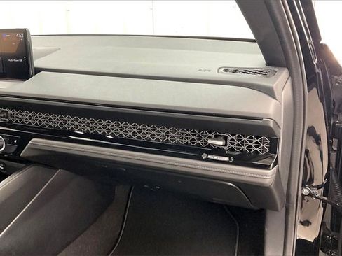 Certified 2025 Honda Accord Sport image 18