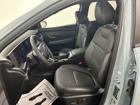 Used 2025 Hyundai Santa Cruz SEL AWD/4WD image 11