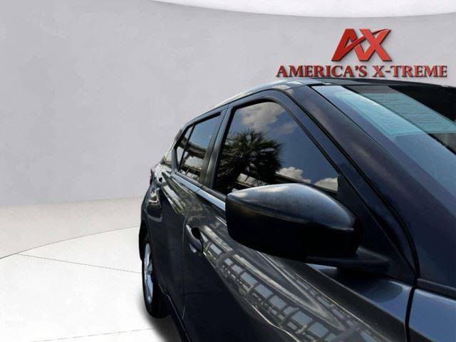 Used 2020 Nissan Kicks S FWD image 8