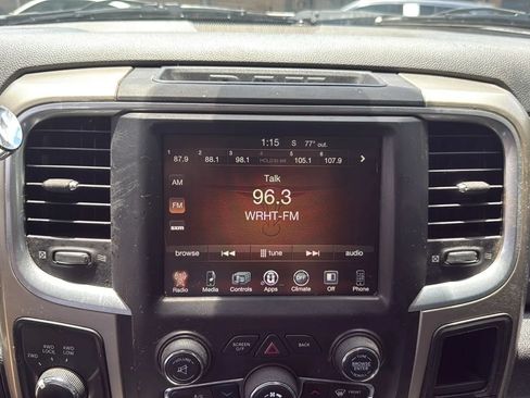 Used 2014 RAM 2500 SLT AWD/4WD image 33