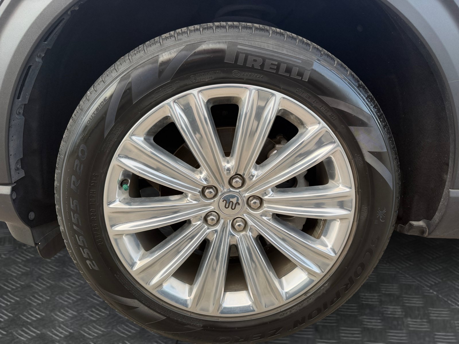 Used 2022 Ford Explorer King Ranch w/ Technology Package RWD image 9