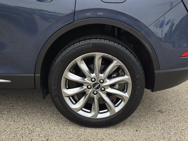 Used 2022 Lincoln Corsair AWD w/ Premium Package image 15