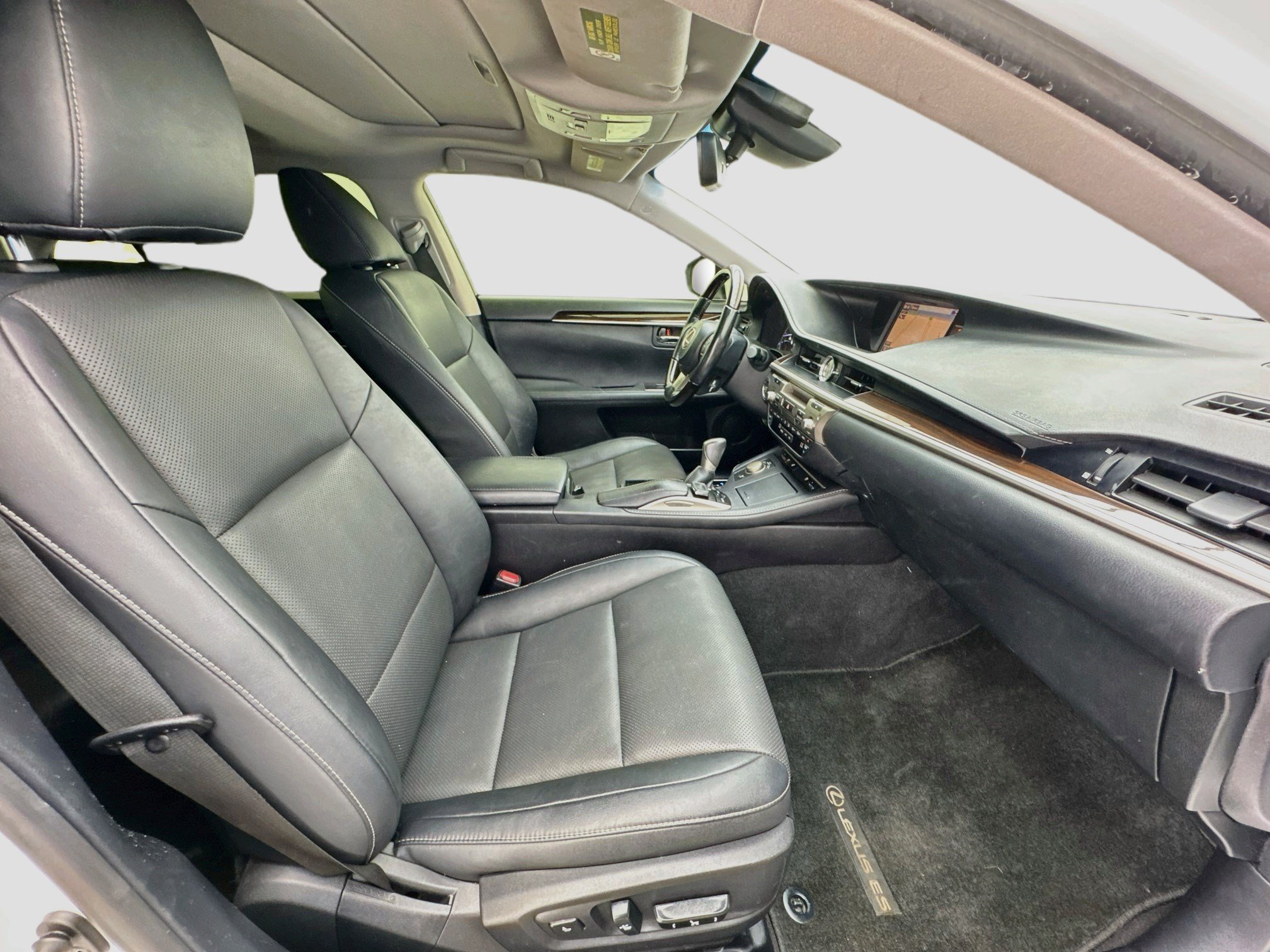 Used 2016 Lexus ES 350 w/ Navigation System Package FWD image 19