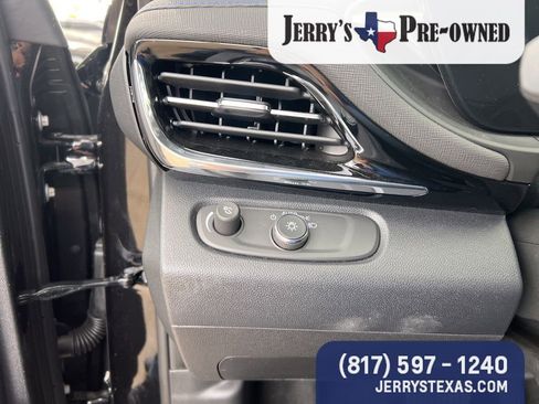 Used 2025 Buick Envista Sport Touring w/ Convenience I Package image 13