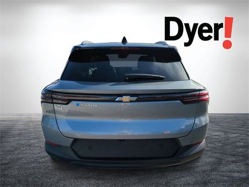 New 2026 Chevrolet Equinox EV LT image 5